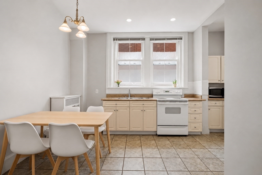 259 Beacon Street 23
