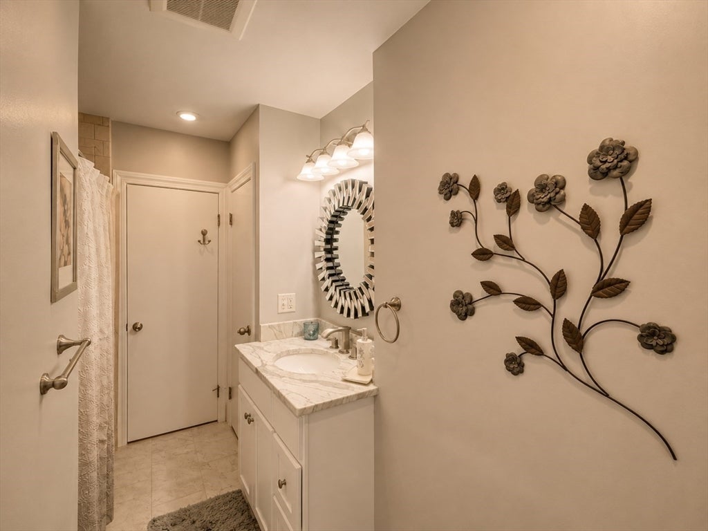 411 Pleasant St, Framingham, MA, 411 Pleasant St, Framingham, MA Photo #14