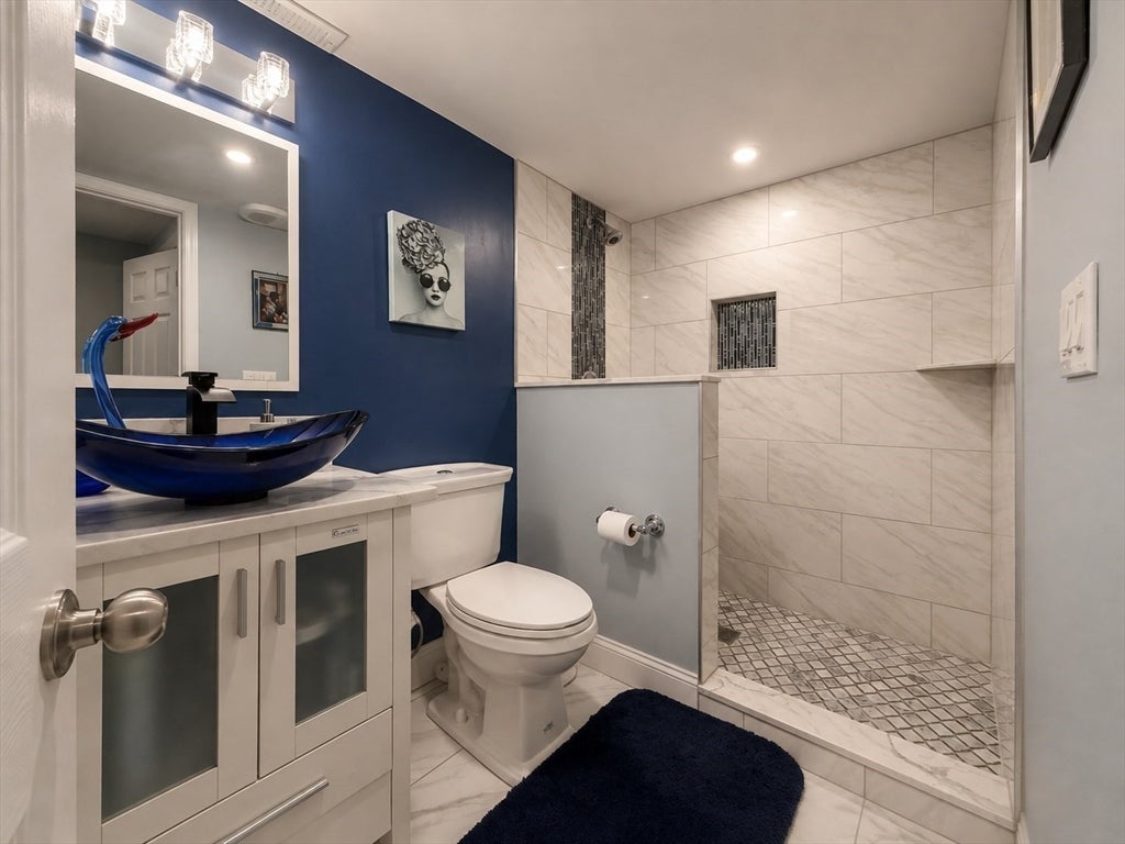 411 Pleasant St, Framingham, MA, 411 Pleasant St, Framingham, MA Photo #29