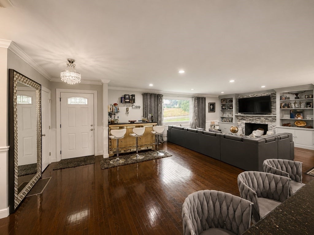 411 Pleasant St, Framingham, MA, 411 Pleasant St, Framingham, MA Photo #7