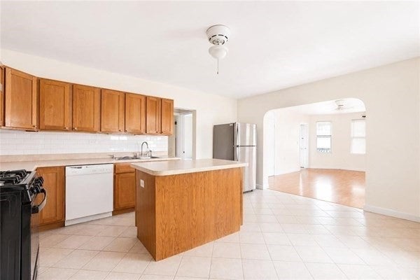 414 Rathbun St #5, Woonsocket, RI, 414 Rathbun St #5, Woonsocket, RI Photo #11