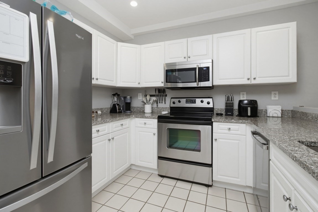 1 Cityview Ln #211, Quincy, MA, 1 Cityview Ln #211, Quincy, MA Photo #5