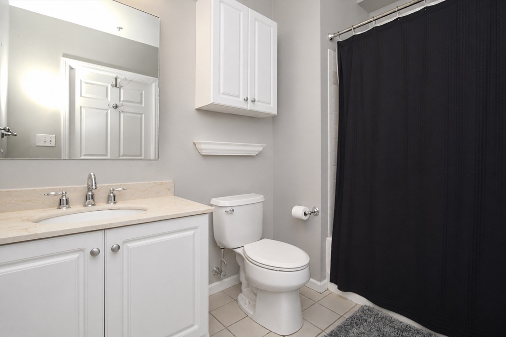 1 Cityview Ln #211, Quincy, MA, 1 Cityview Ln #211, Quincy, MA Photo #11