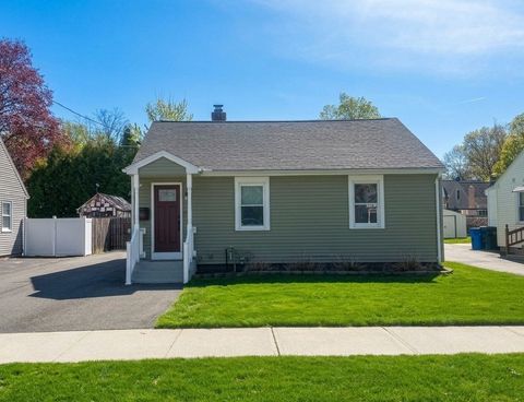 Photo of 23 Gilman St, Springfield, MA 01118 (MLS # 73509637)