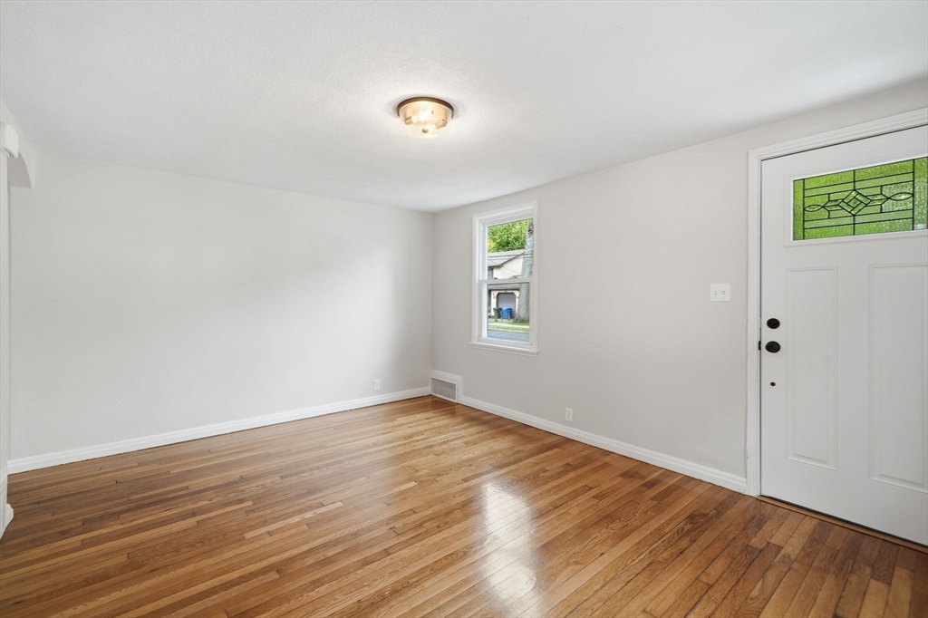 23 Gilman St, Springfield, MA Photo #29