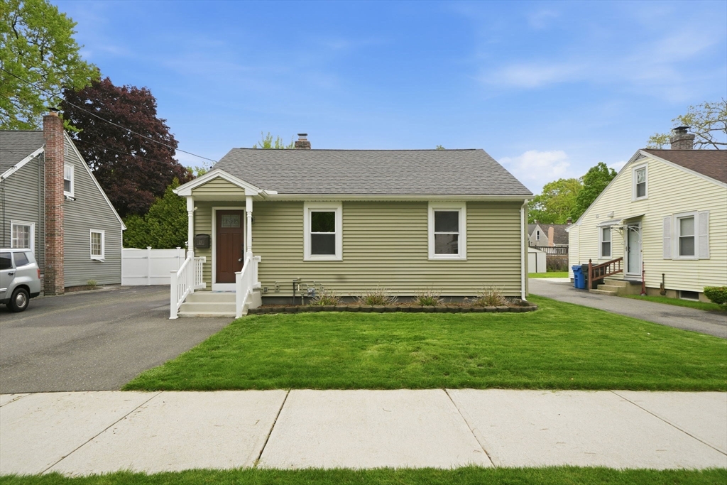 Photo of 23 Gilman St, Springfield, MA