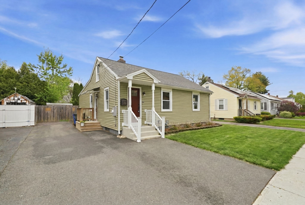 23 Gilman St, Springfield, MA Photo #2