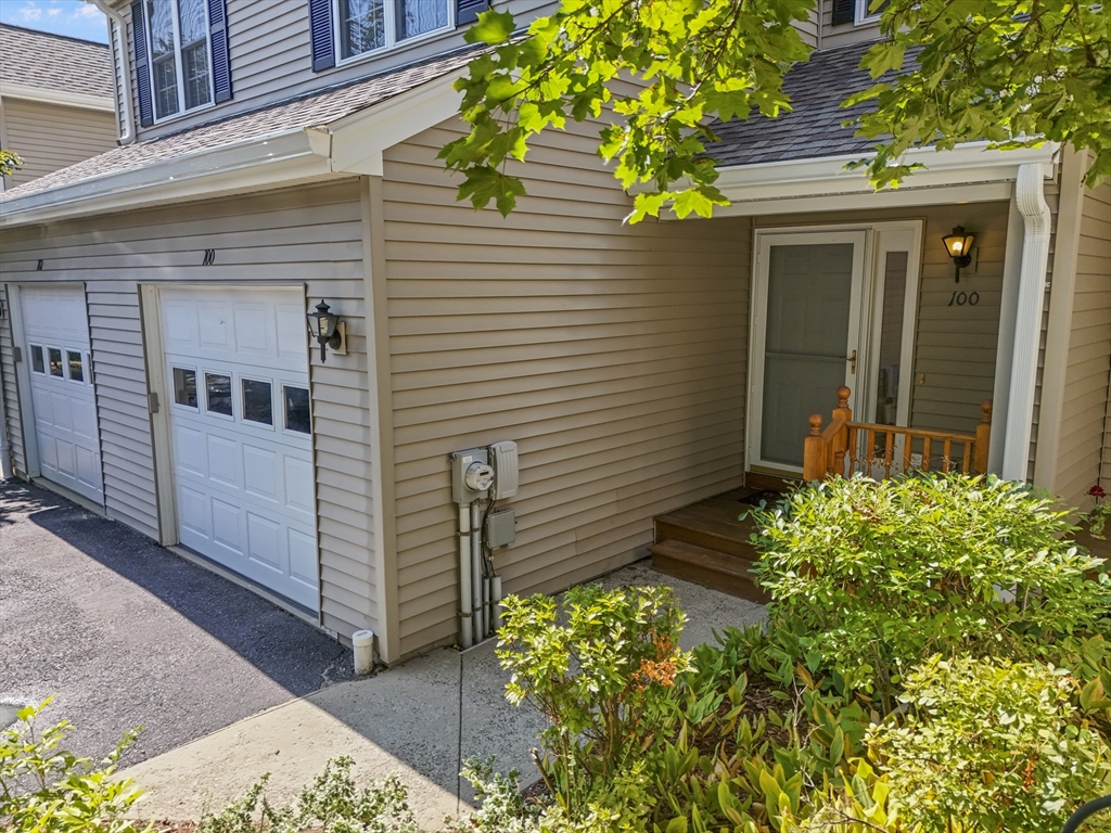 100 Saw Mill Pond Road 100