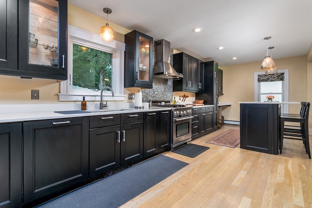 748 Lower River Road