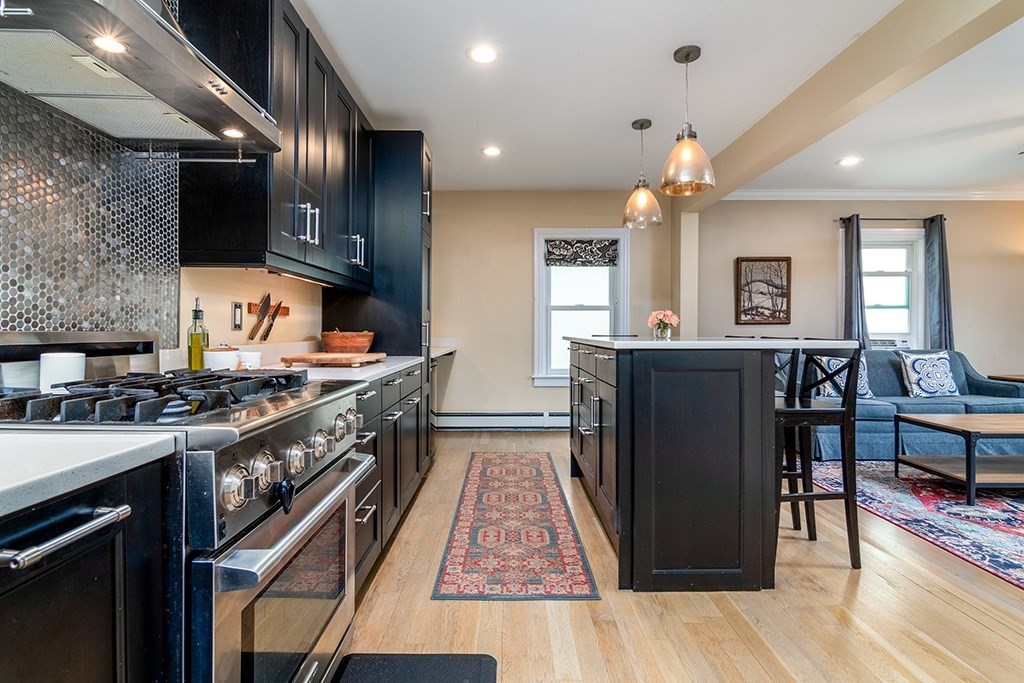 748 Lower River Road