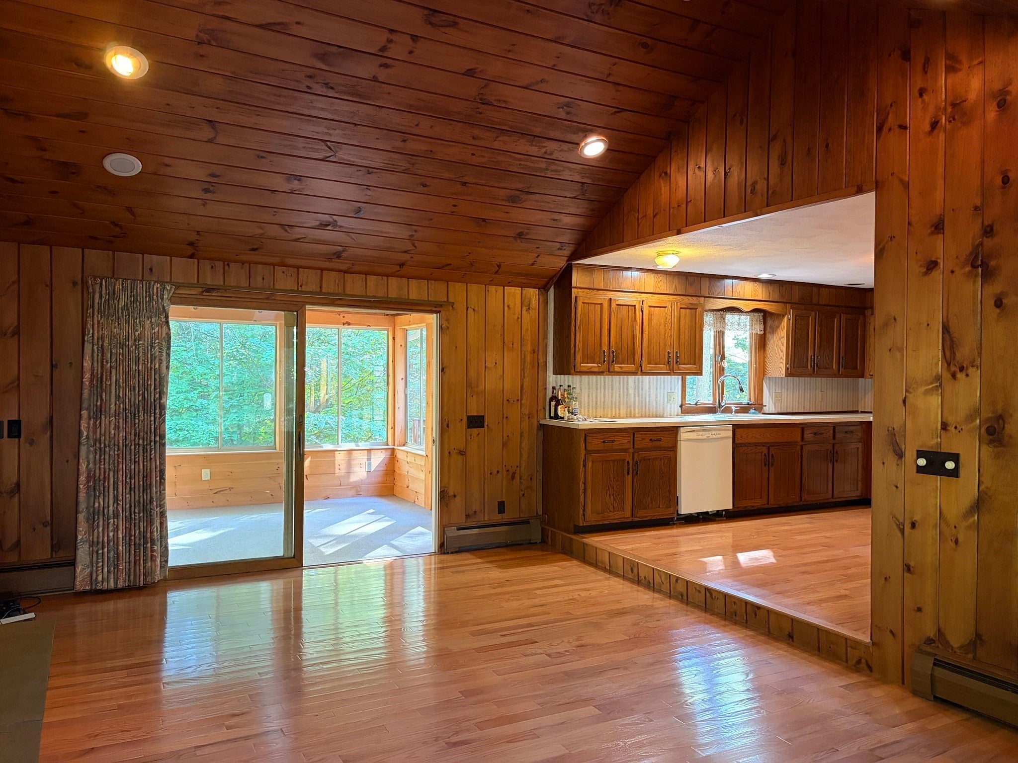 23 Forest St, Upton, MA, 23 Forest St, Upton, MA Photo #6