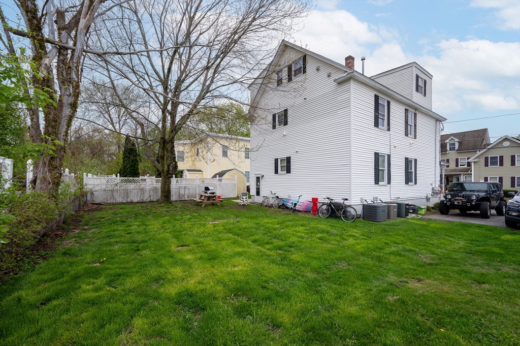 118 Lafayette St