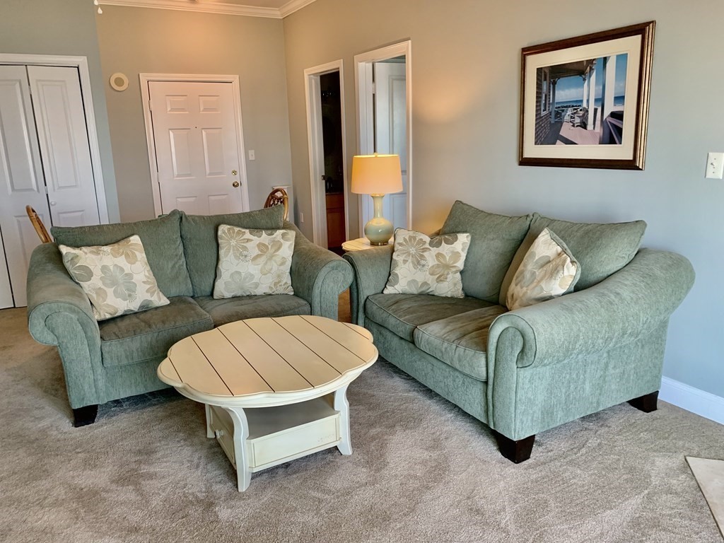 45 Hull Shore Dr Year Round 110