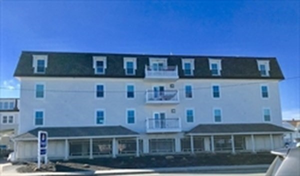 45 Hull Shore Dr Year Round 110