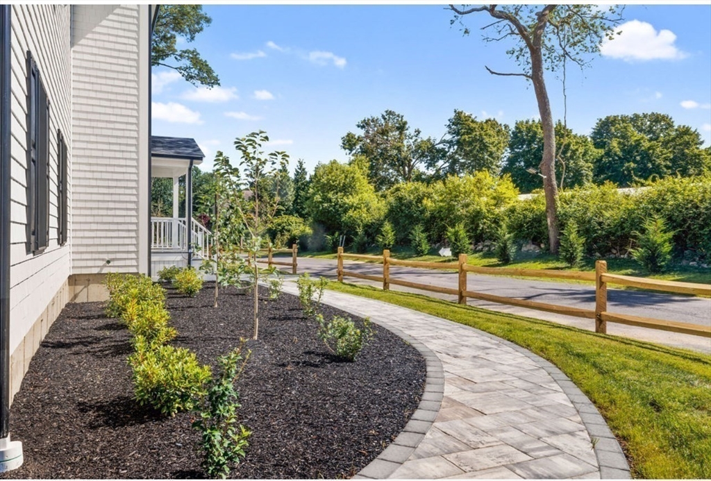 5 Spring Hill Rd
