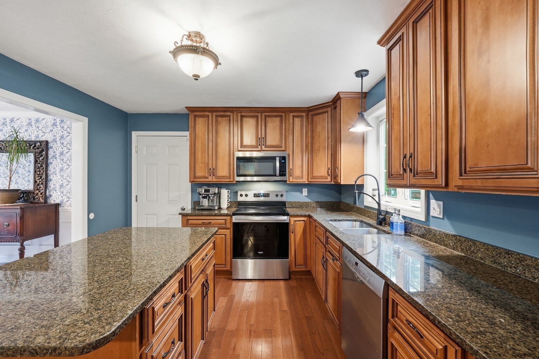 8 Erika Way, Attleboro, MA, 8 Erika Way, Attleboro, MA Photo #18