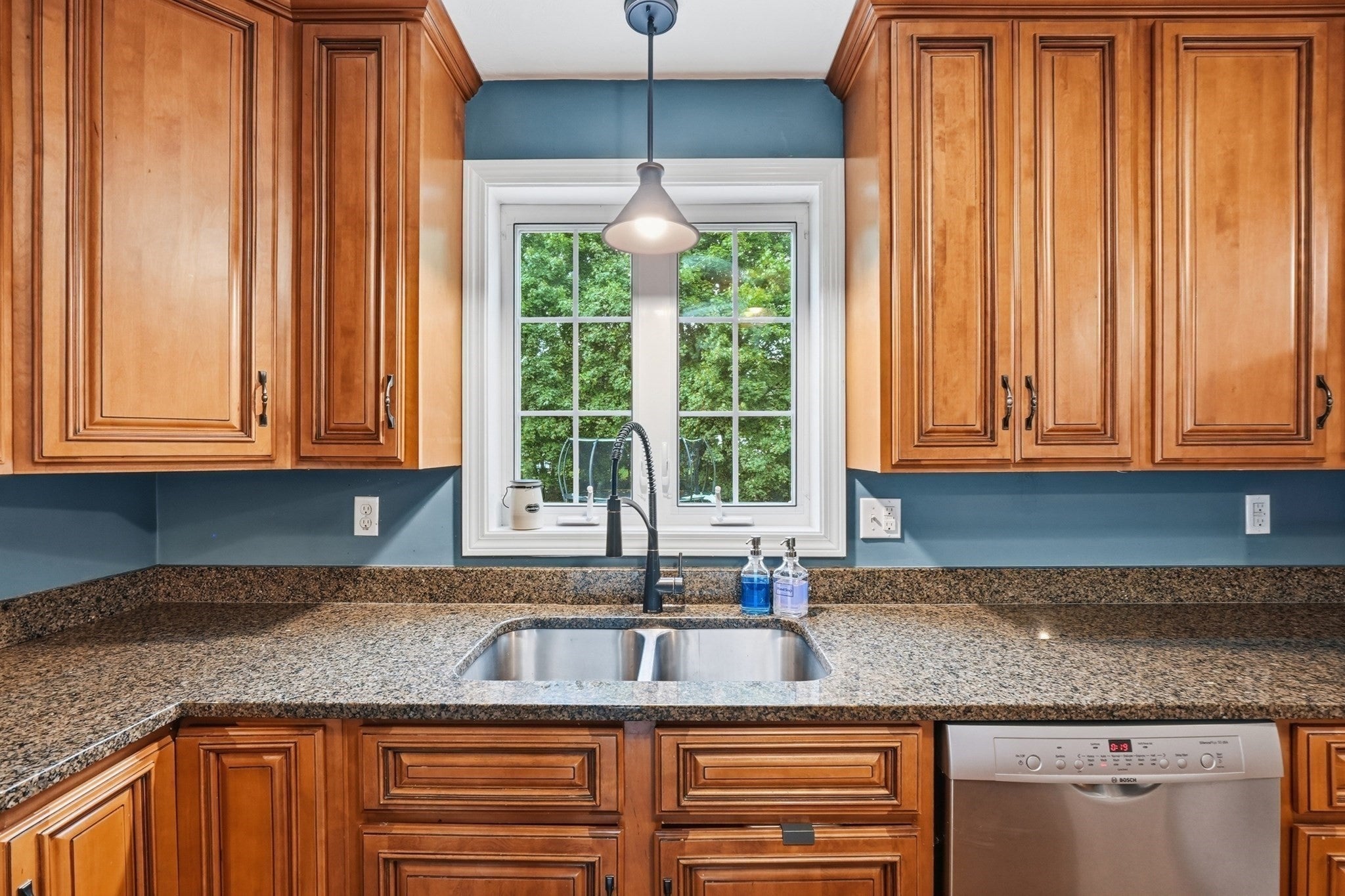8 Erika Way, Attleboro, MA, 8 Erika Way, Attleboro, MA Photo #20