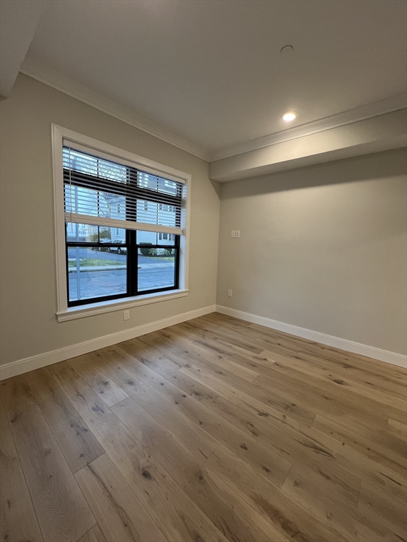157 Everett St. 101