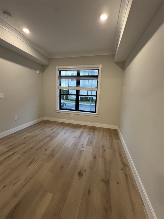 157 Everett St. 101