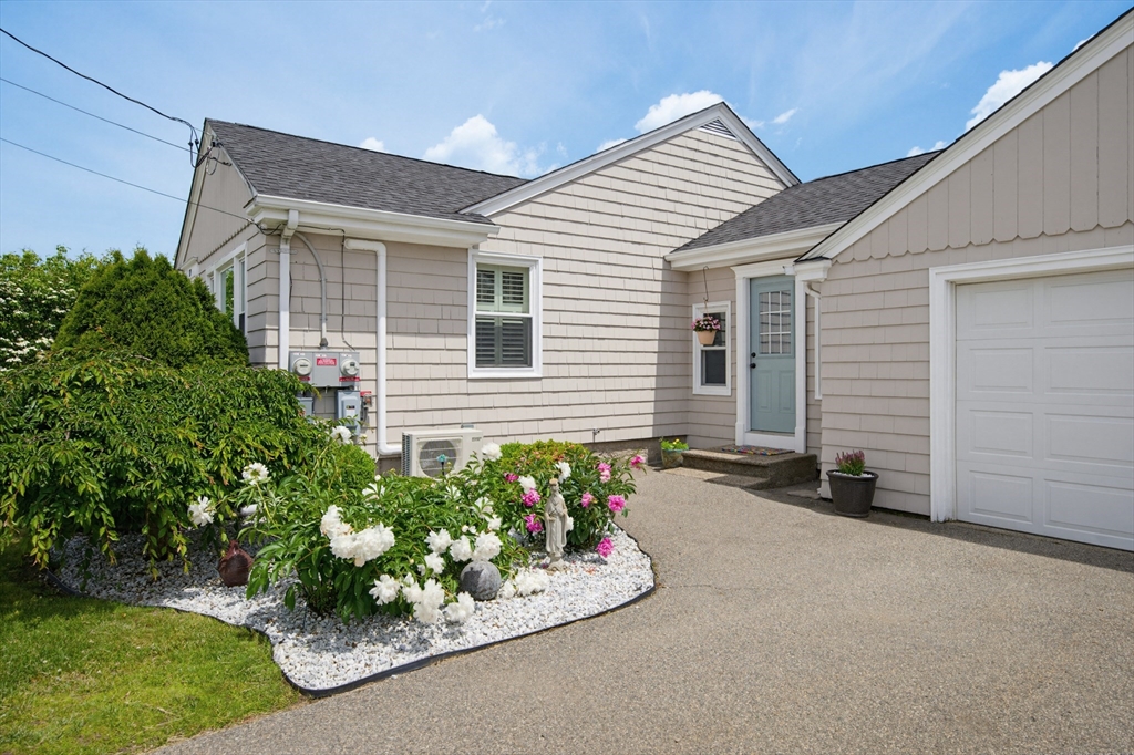 377 Kenyon Ave
