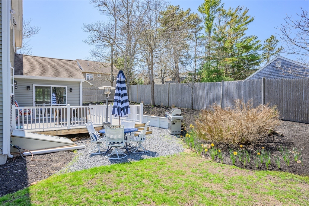 8 Lakeway Lane, Harwich, MA Photo #8