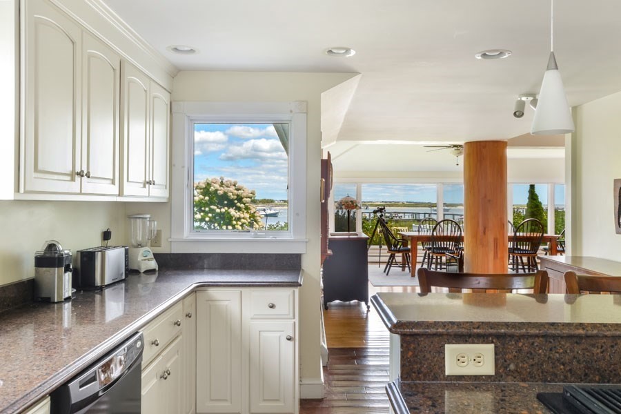 Yarmouth, Massachusetts 02664, United States, 10 Bedrooms Bedrooms, ,9 BathroomsBathrooms,Residential,Active,46892