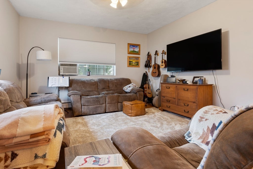 28 Morse St, Watertown, MA, 28 Morse St, Watertown, MA Photo #15