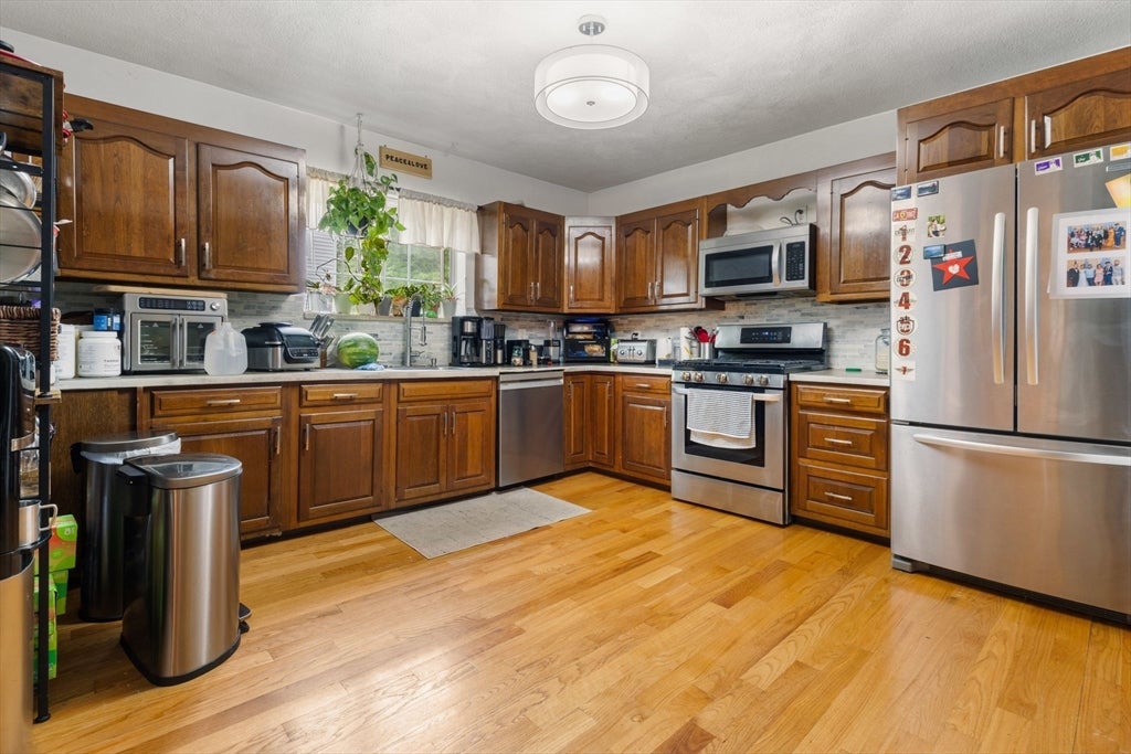 28 Morse St, Watertown, MA, 28 Morse St, Watertown, MA Photo #6