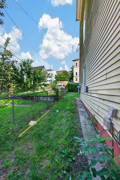 5 Diamond St, Worcester, MA, 5 Diamond St, Worcester, MA Photo #21