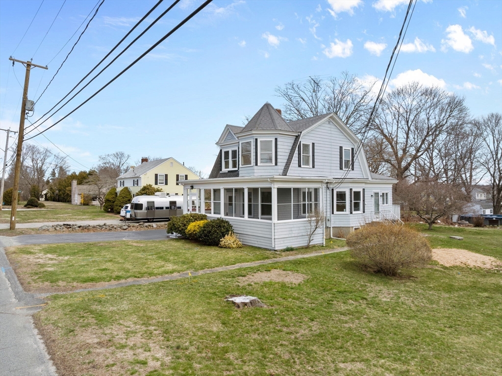 1220 Gardners Neck Rd