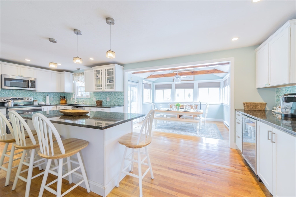 31 Lantern Lane, Plymouth, MA Photo #9