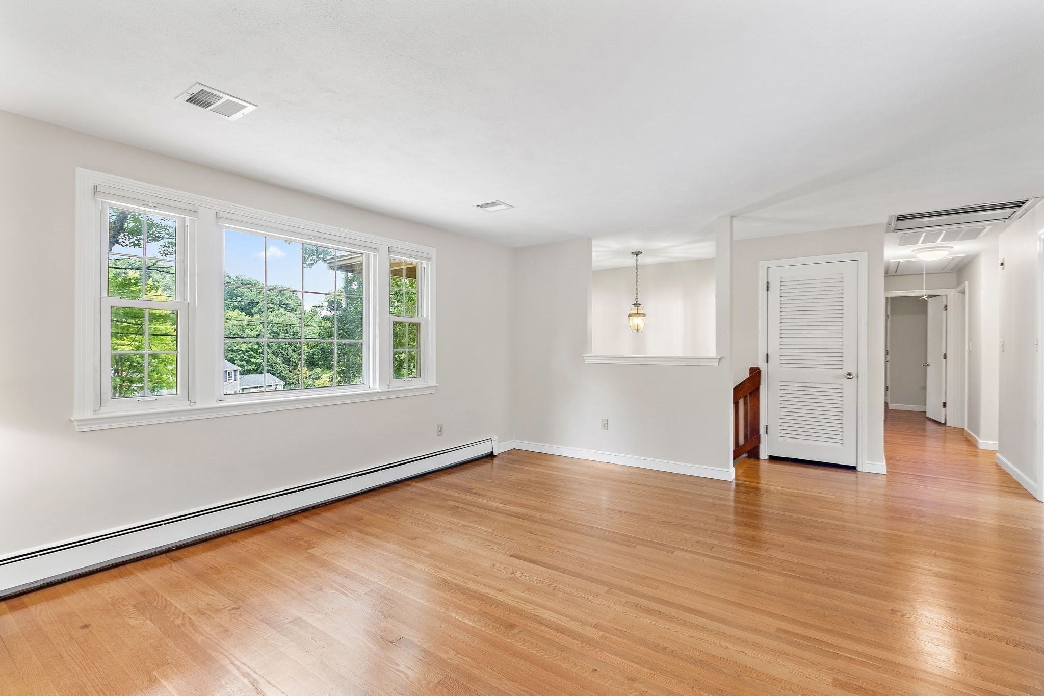 141 Longhill Rd, Franklin, MA Photo #20
