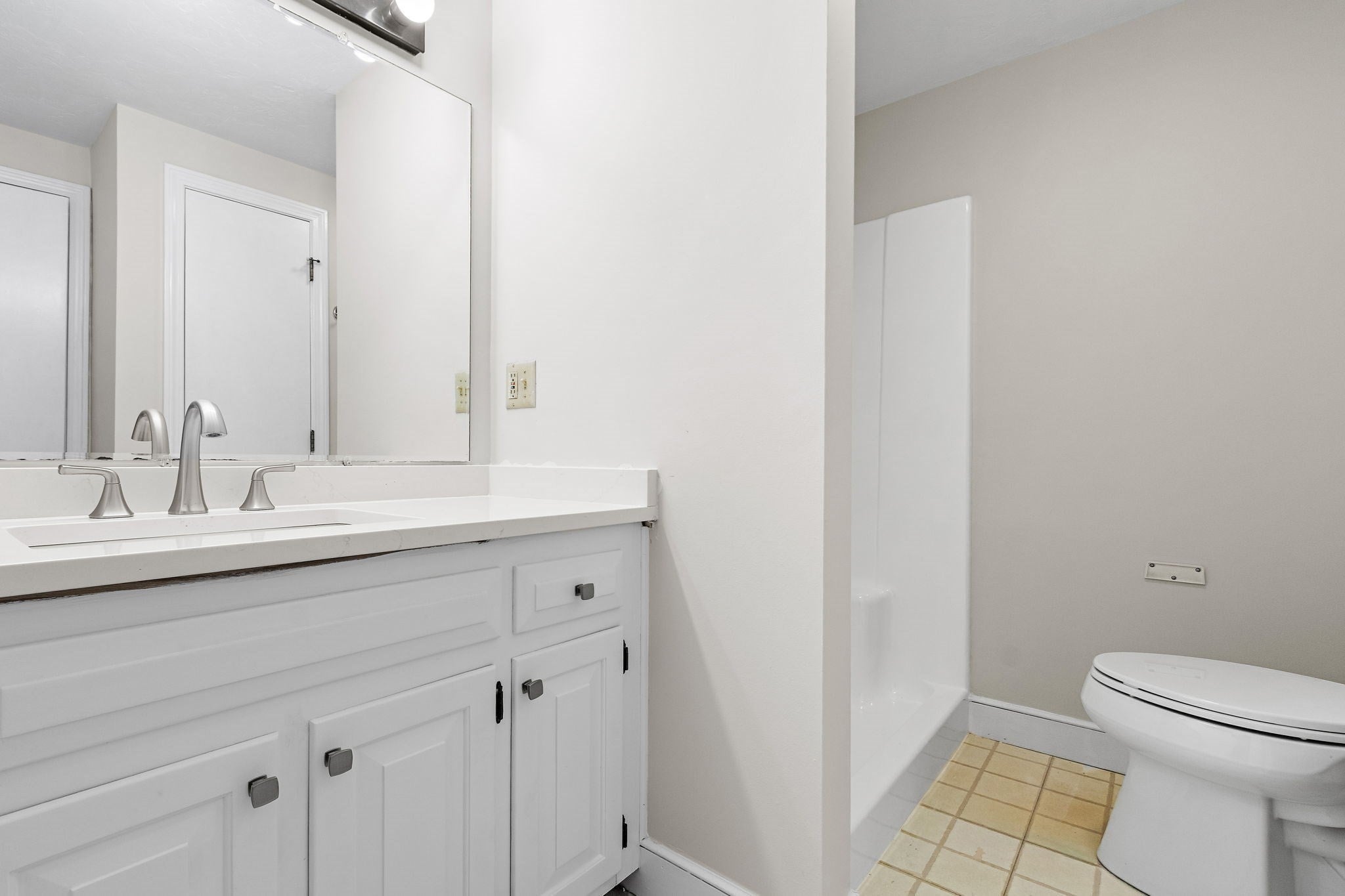 141 Longhill Rd, Franklin, MA Photo #31