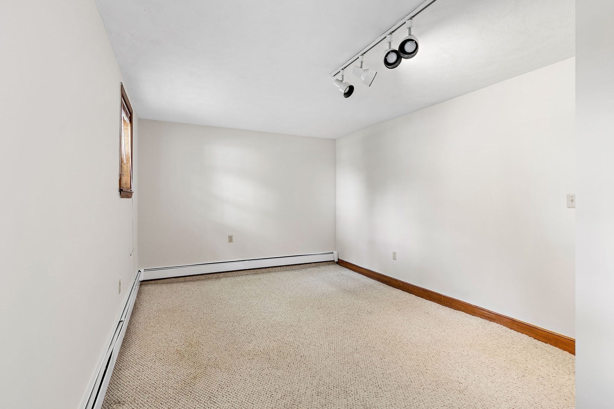 141 Longhill Rd, Franklin, MA Photo #34