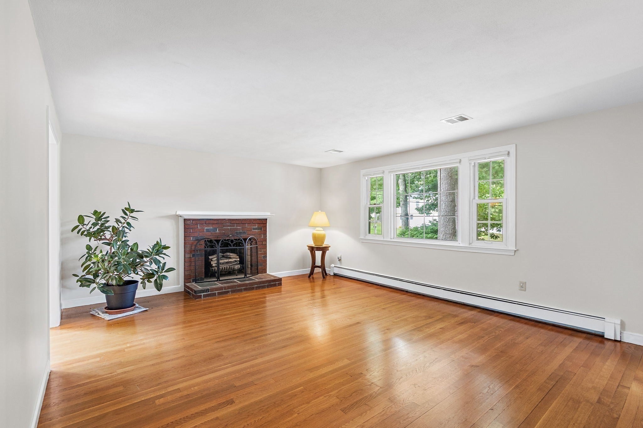 141 Longhill Rd, Franklin, MA Photo #18
