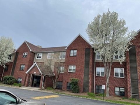 Photo of 10 Longworth Ave #24, Brockton, MA 02301 (MLS # 73461371)