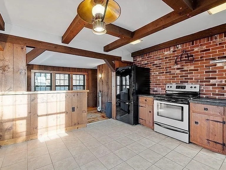 32 Park Ave #2, Malden, MA Photo #6