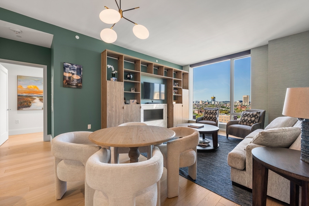 380 Harrison Ave PH1H