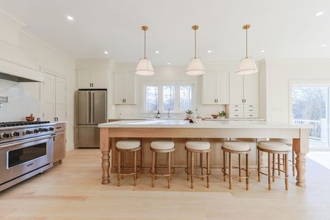 54 Woodland Scituate MA 02066