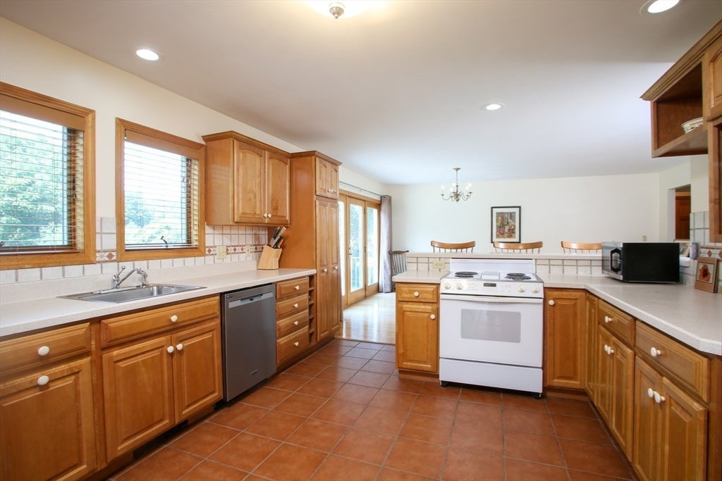 18 East Road, Adams, MA, 18 East Road, Adams, MA Photo #15