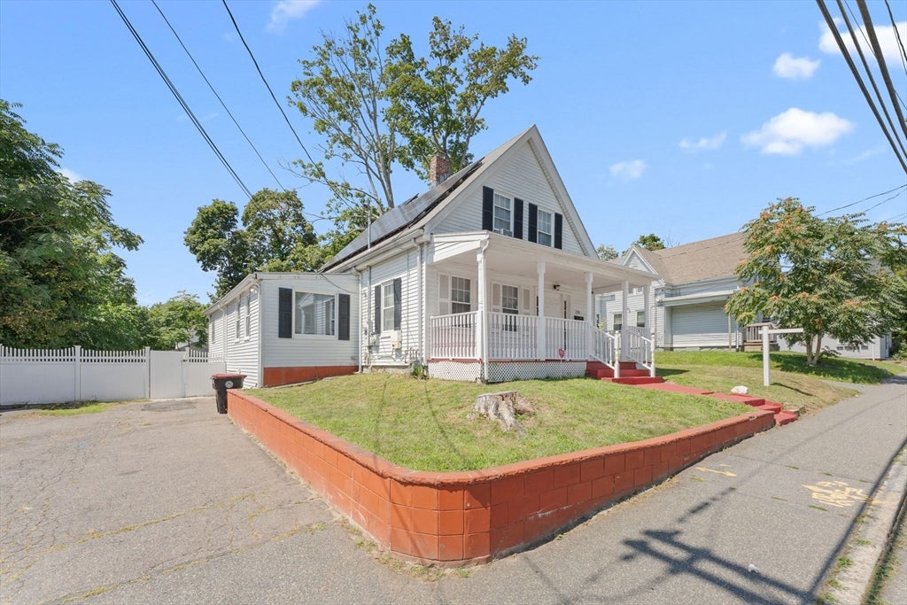 228 N Warren Ave, Brockton, MA Photo #2