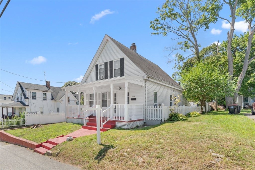 228 N Warren Ave, Brockton, MA Photo #3