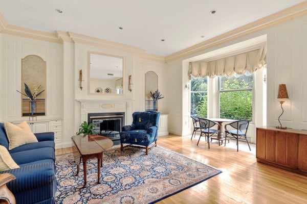 197 COMMONWEALTH AVE APT 3, BOSTON, MA 02116 - Image fdd5590faaf62fea4d63bc4e0e111155/3228330814