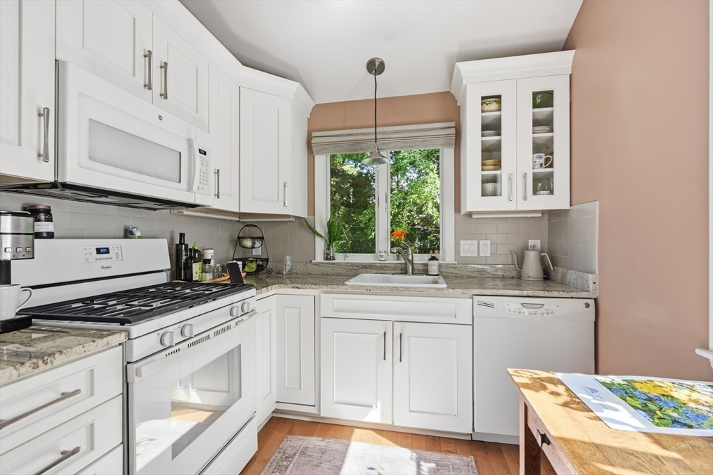 241 Seaward Bend, Falmouth, MA Photo #15