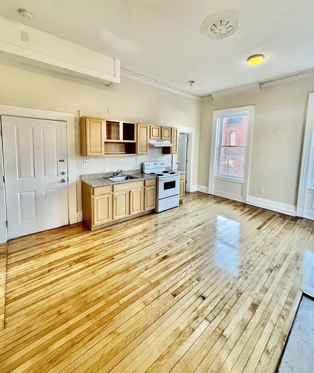 5 Ashland St