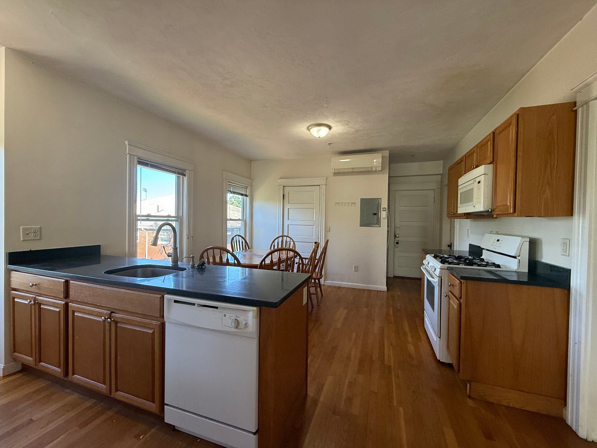32 Woodbine Street #2, Worcester, MA Photo #17