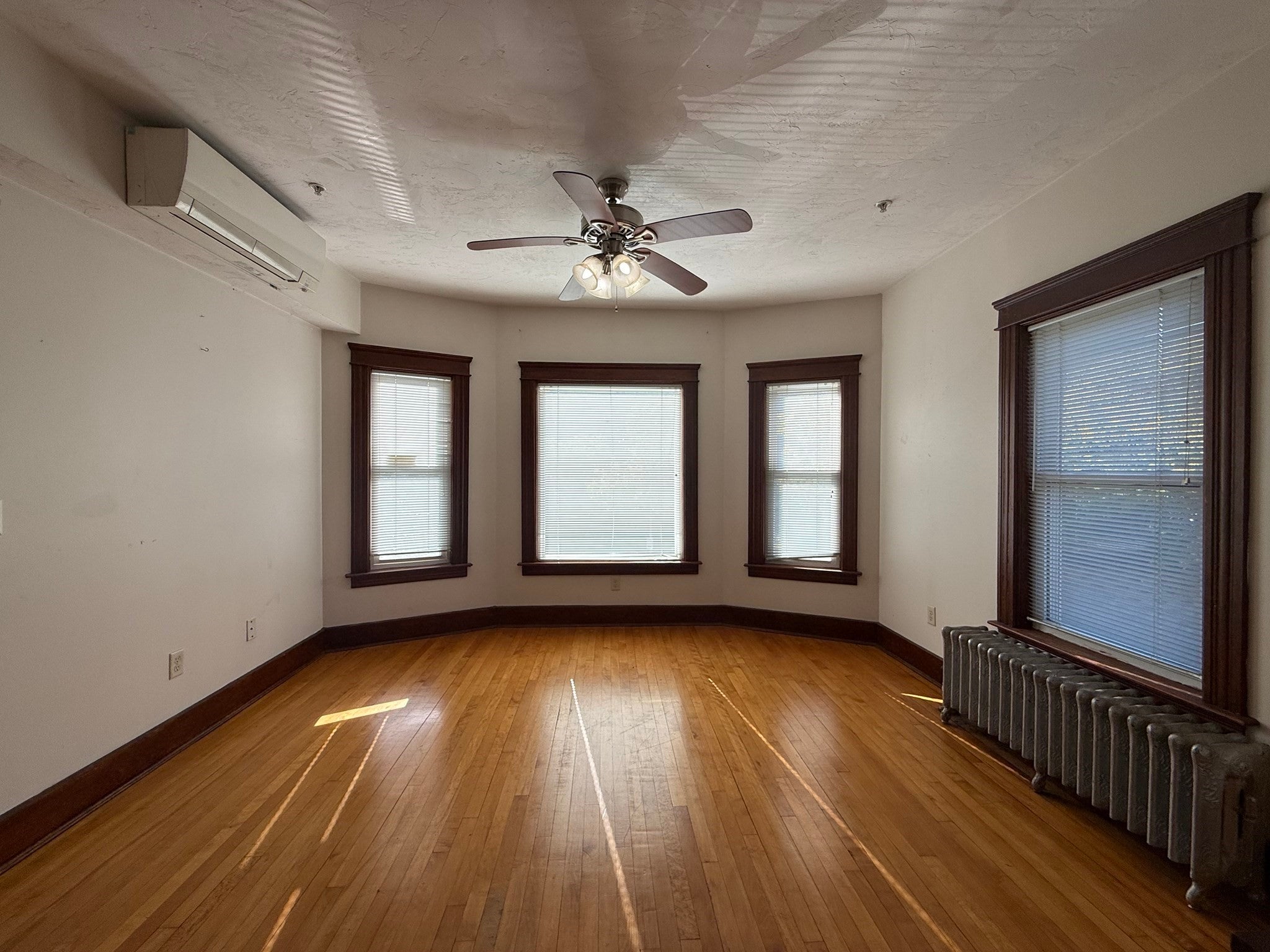 32 Woodbine Street #2, Worcester, MA Photo #9