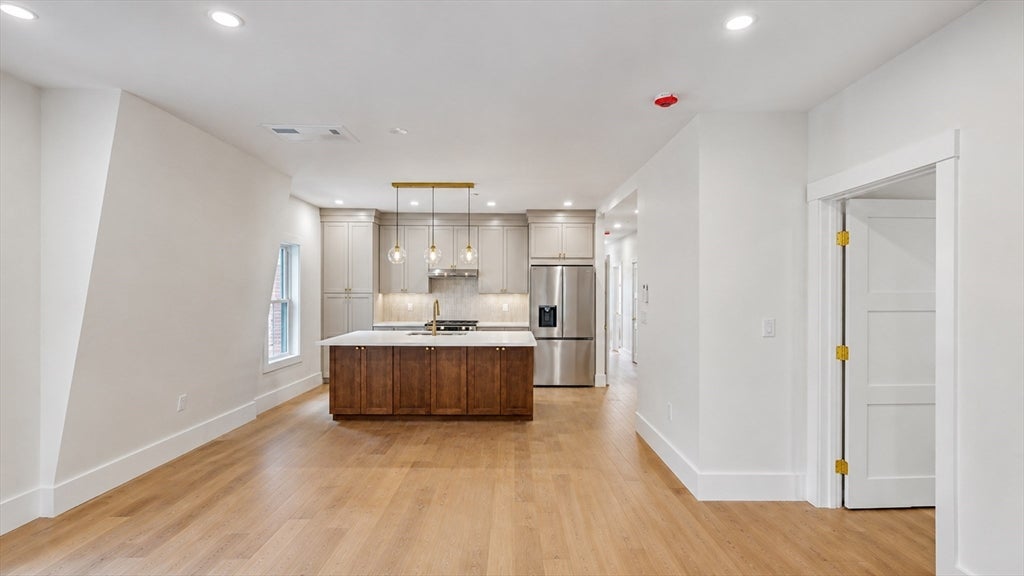 139 Sycamore St #B, Somerville, MA, 139 Sycamore St #B, Somerville, MA Photo #4