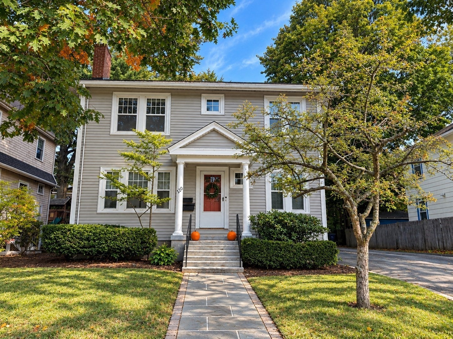 Click for 120 Oxford Rd #2, Newton, MA slideshow Click for 120 Oxford Rd #2, Newton, MA slideshow