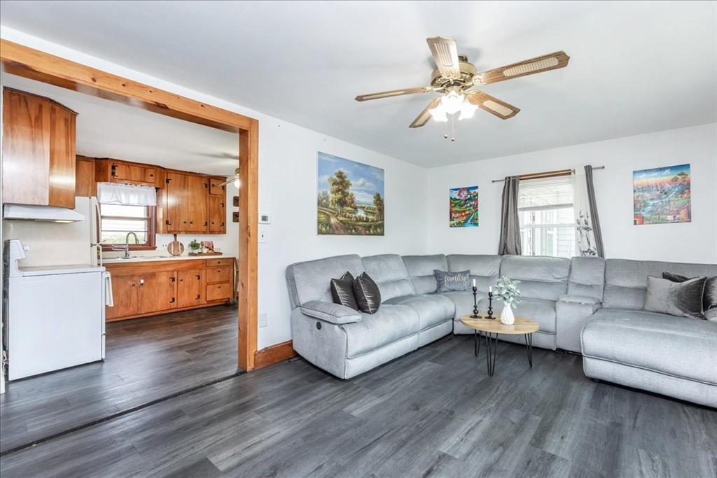 5 Meriline Ave